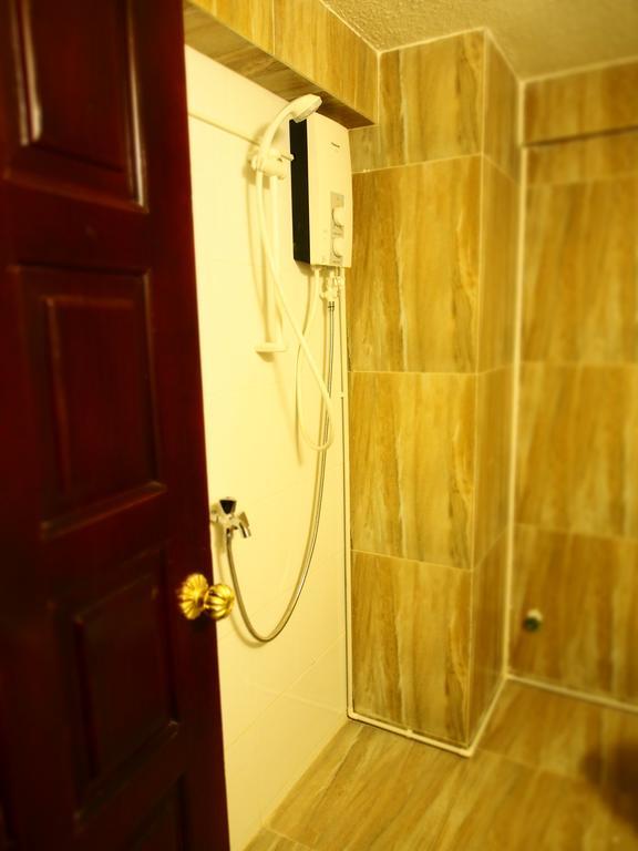 Top Hostel Phnom Penh Room photo